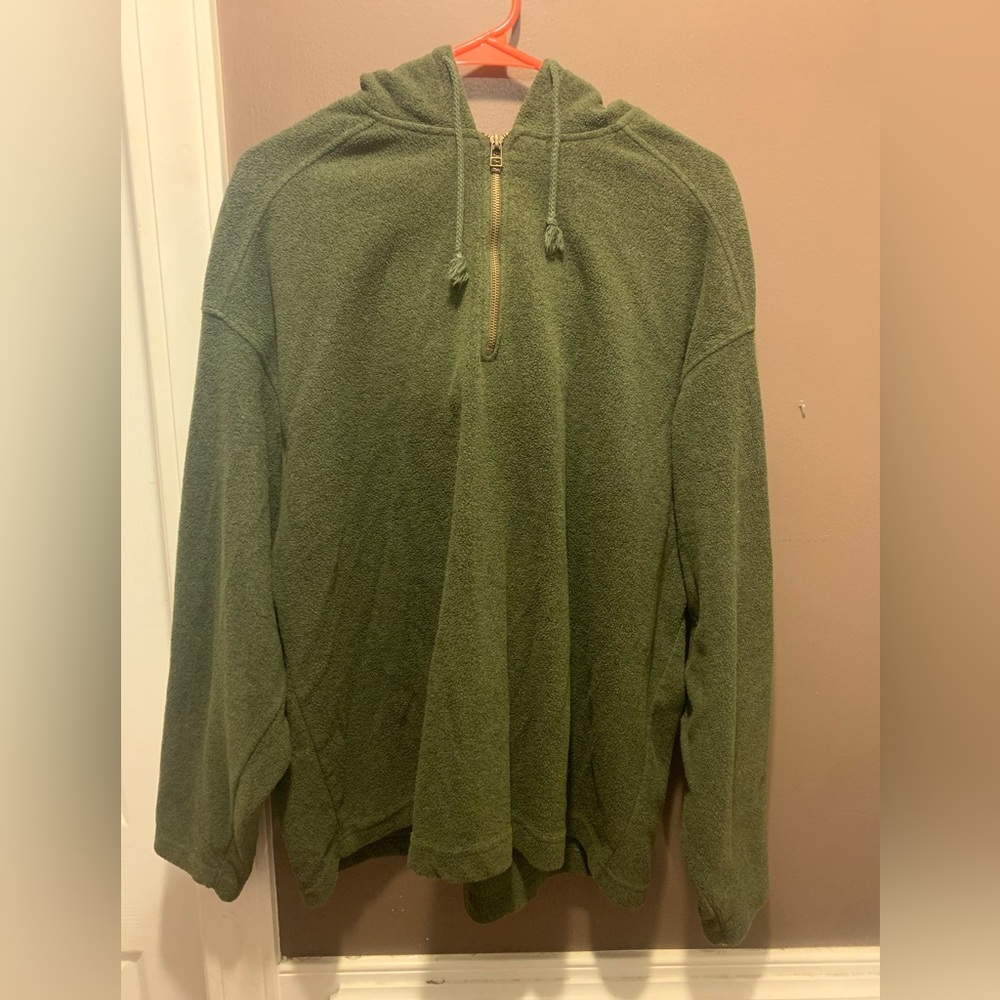 GAP pullover sweater men’s used really good condition